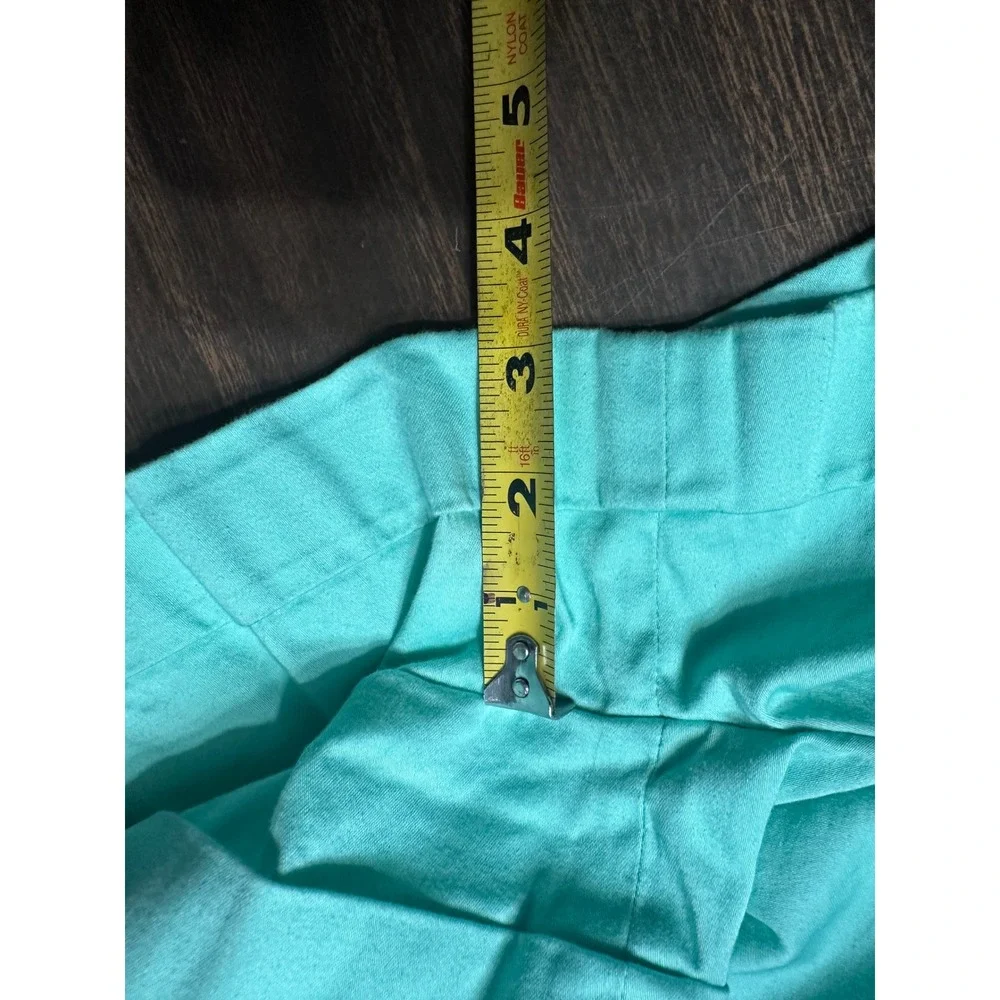 Express‎ Womens Mint Green Cuffed Chino Shorts Size 10 Cotton Stretch Mid Rise